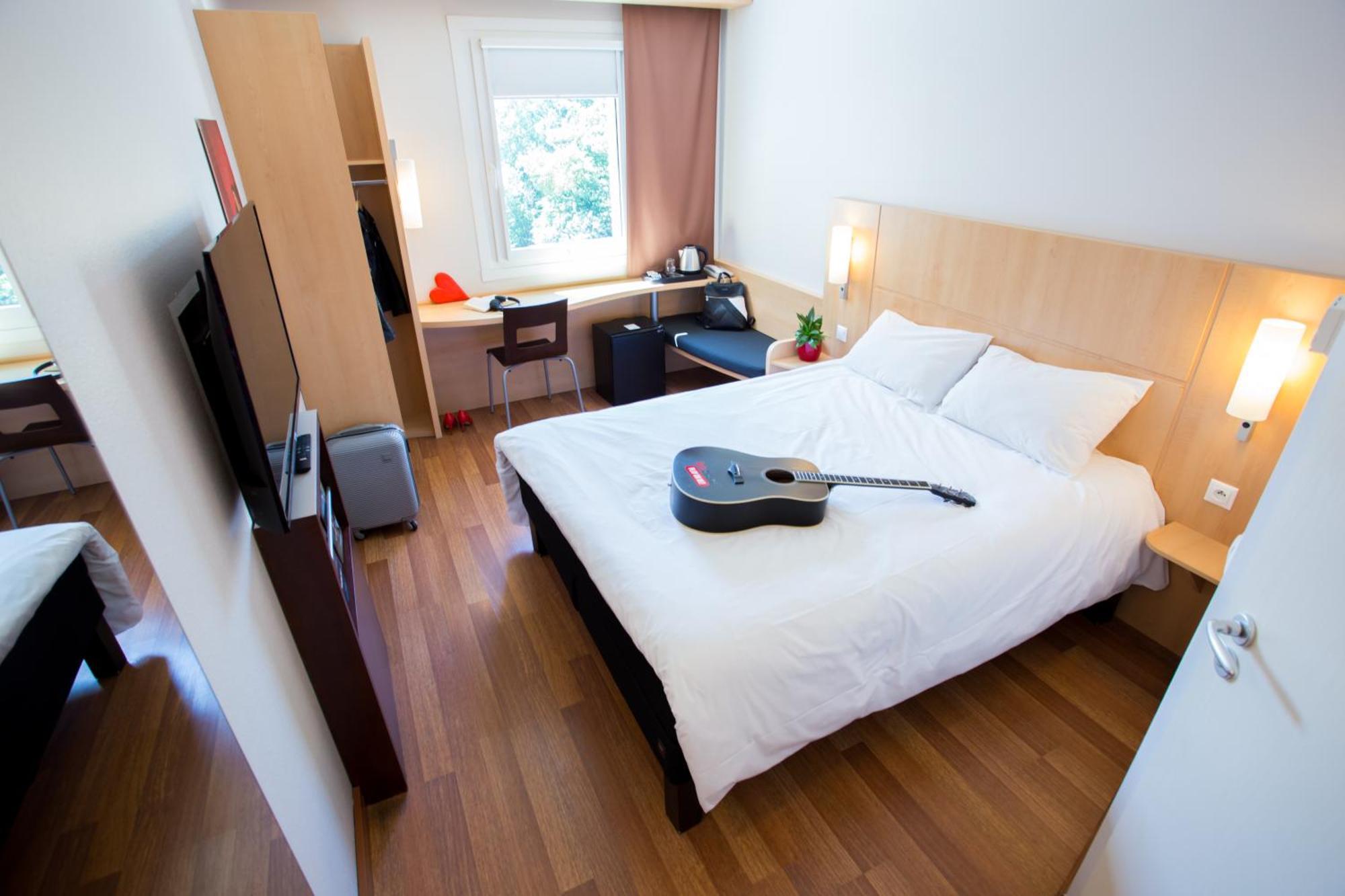 Ibis Hotel פלזן מראה חיצוני תמונה